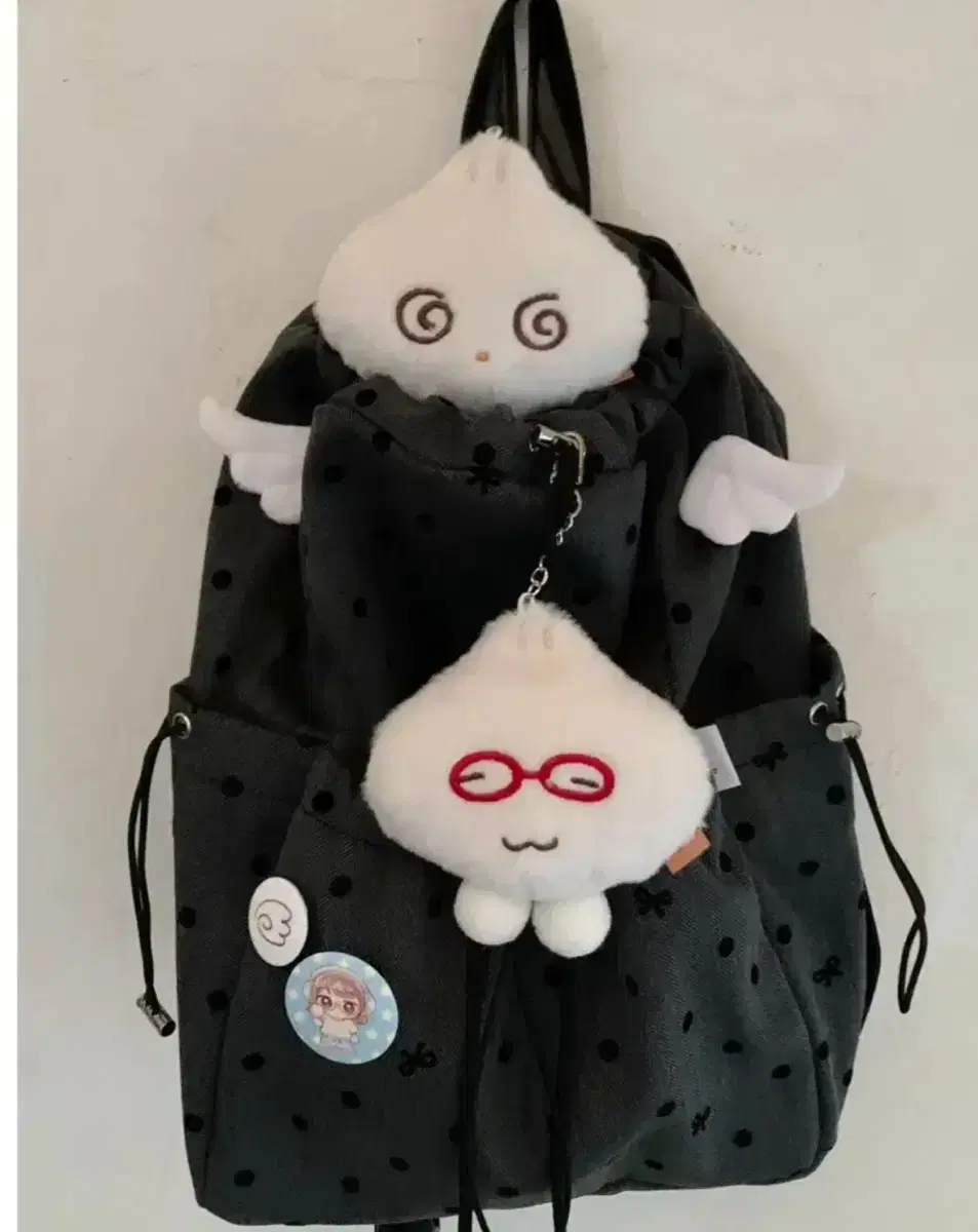 韓国 メガネ餃子 안경만두 ぬいぐるみキーホルダー 안경만두 | フリマ&中古検索 | 韓国代行 SAZO